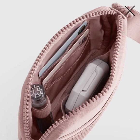 Quince All Day. Neoprene Phone Sling Crossbody Bag - Picture 10 of 13